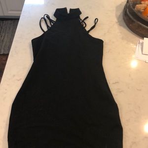 Black bodycon dress